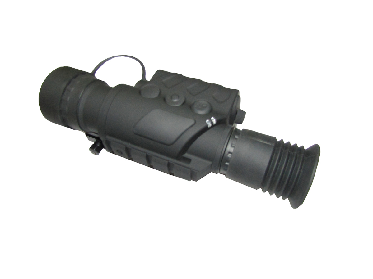 Rubber eyepiece for scope protects vision the shooter's